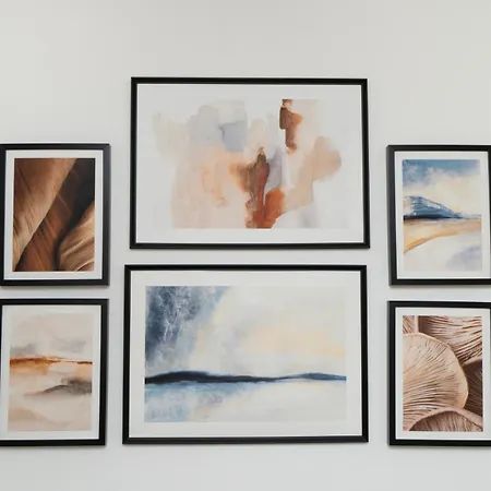 1 Bedroom Flat In Center Lägenhet