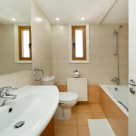 Apartment 1 Bedroom Flat In Center Nikosia