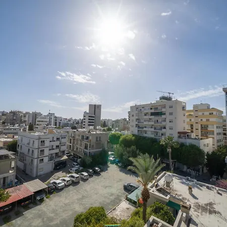 1 Bedroom Flat In Center Apartment Nikosia