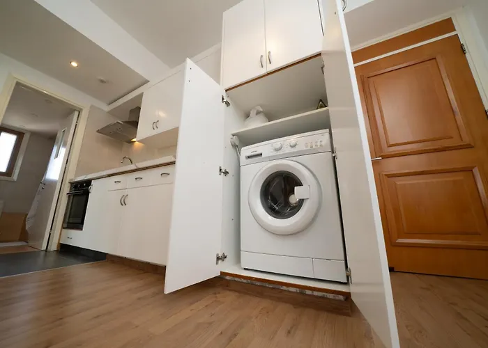 Apartmán 1 Bedroom Flat In Center *