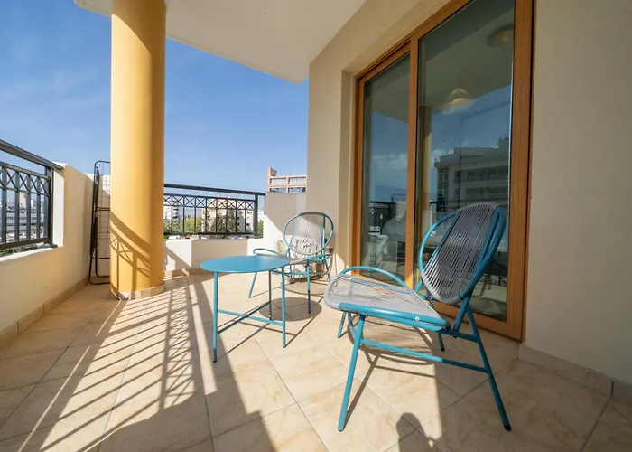 1 Bedroom Flat In Center Appartement *